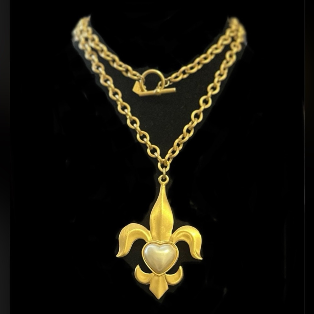 #48 Vintage Anne Klein Necklace